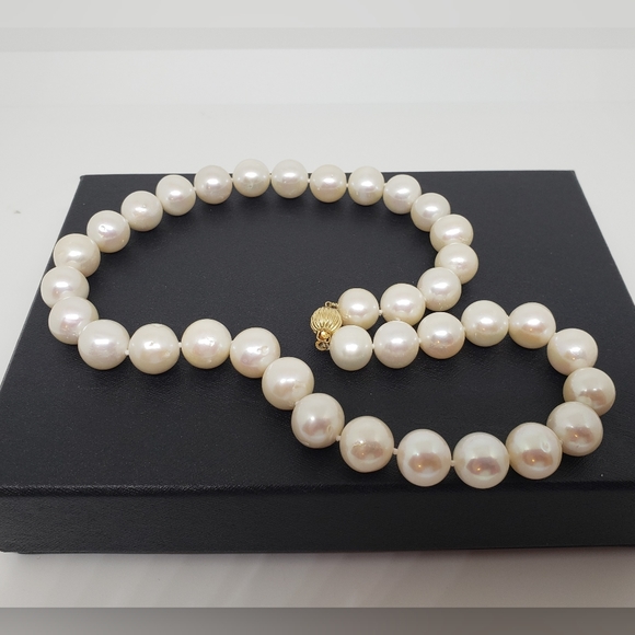 Belle de Mer White Opaque Cultured Pearl Strand Necklace 18" 11-13MM 14K - Picture 9 of 11